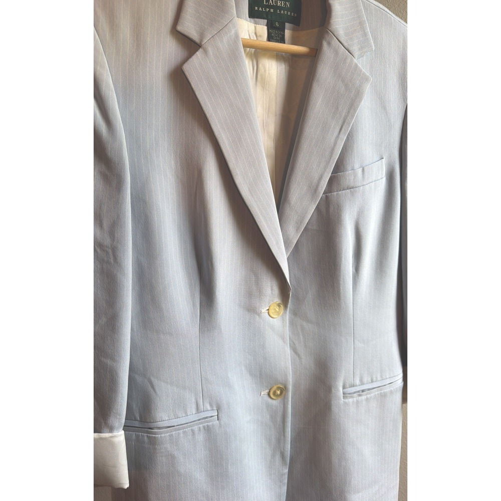 Vintage Lauren Ralph Lauren Women's 6 Light Blue Pinstripe 100% Silk Blazer